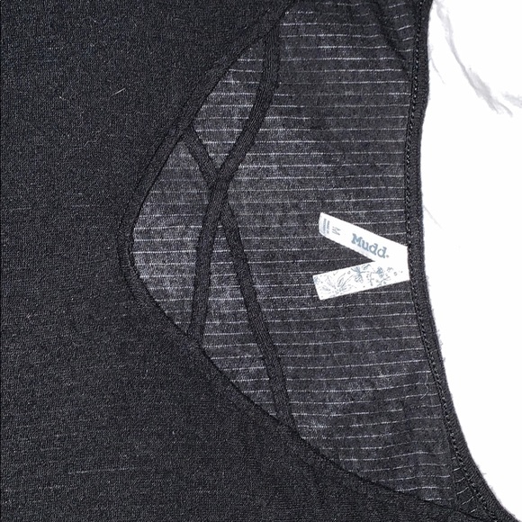 Long flowy sleeved shirt - Picture 2 of 4